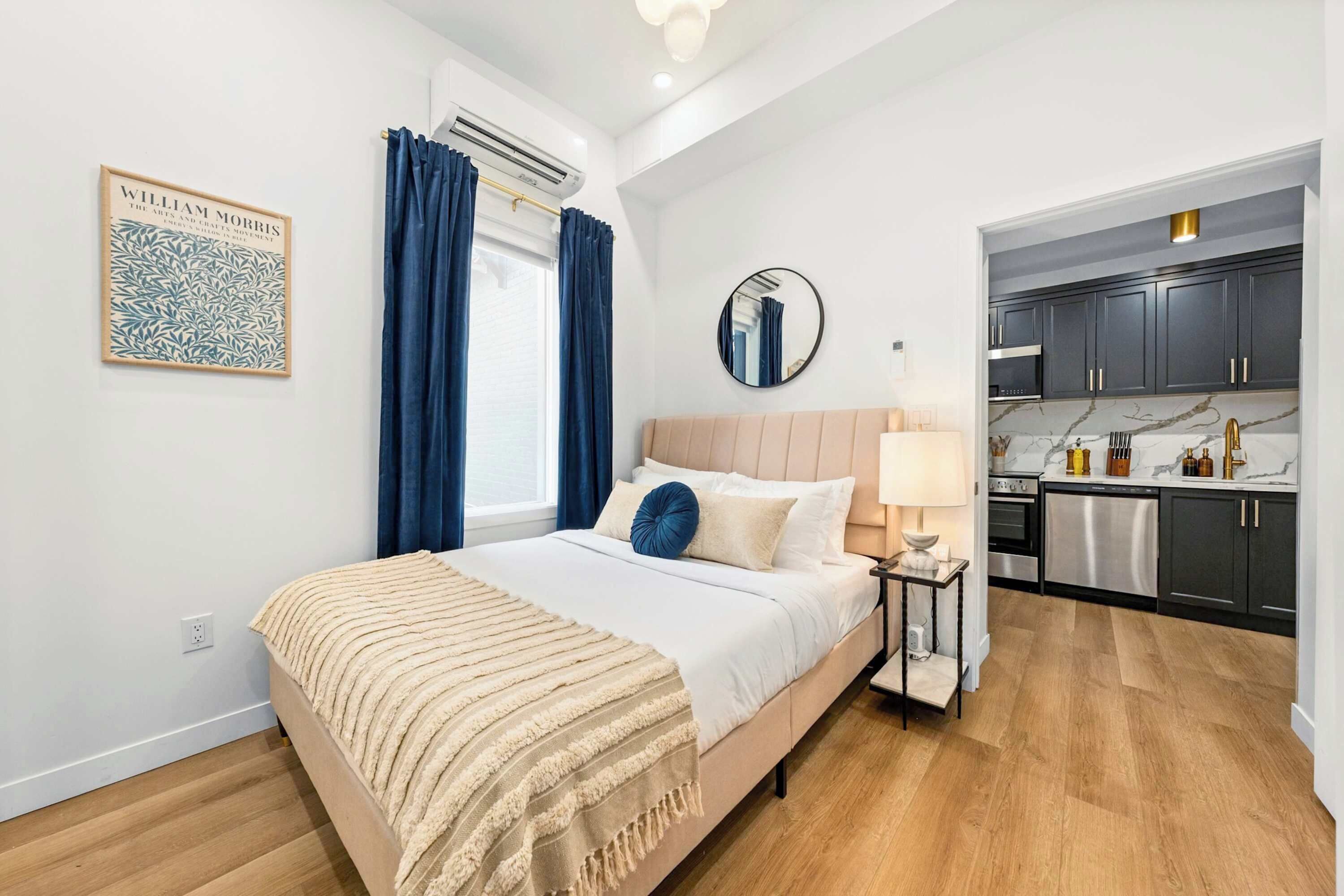 Studio (2 Bedrooms) | Interior