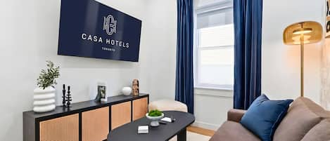 Studio (2 Bedrooms) | Front of property