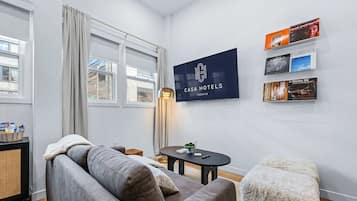 Studio (1 Bedroom) | Interior