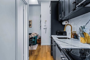 Studio (2 Bedrooms) | Interiör