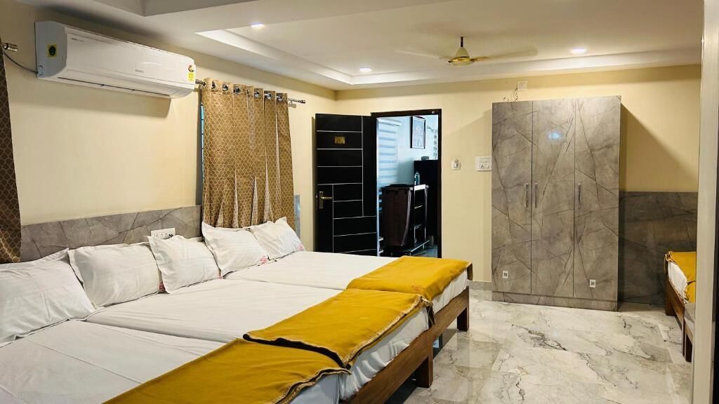 Chambre Quadruple, balcon, vue montagne