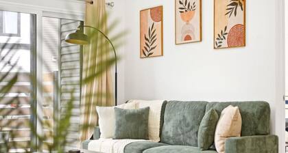 2BR Modern Condo | High Ceilings, Ensuite & Patio