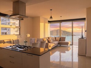 Interior - Oceanfront Views of the Three Islands (Mazatlan)