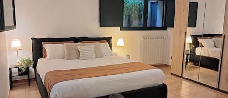 1 bedroom, desk, iron/ironing board, free WiFi