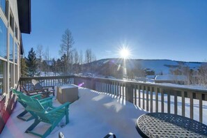 Outdoor dining - Cozy 3 Bed! Right on the Slopes! (Granby)