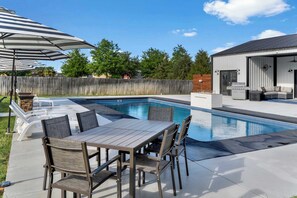 Pool - The Oasis at Stonebriar (Lindale)