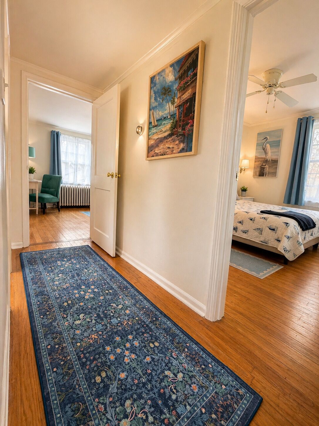 2 bedrooms, iron/ironing board, internet, bed sheets