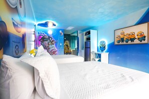 WiFi, bed sheets - Minions studio w/ pool & parking (Kissimmee)