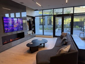 Smart TV