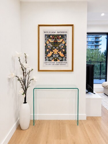 Brentwood Skyline Garden Suite