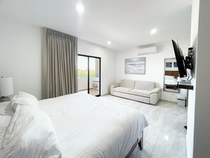 1 bedroom, iron/ironing board, WiFi - Marina Cerritos Loft with Pool and Balcony (Mazatlan)
