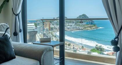Stunning Ocean View Apartment with Private Terrace