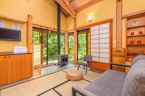 Sea Ranch Studio Cabin nestled in the Forest
