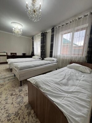 Twin Room, Balcony, Courtyard View