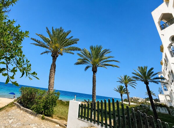 Beach - Cozy Seaside 1_Room Appartment (Sousse)
