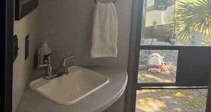 Home on Wheels Hideaway