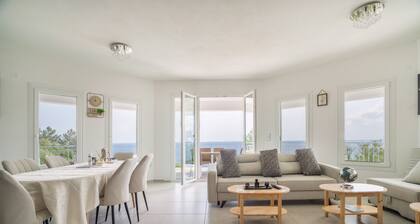 Perseus Sarakiniko – Newly Built Villa on the Cape with Sea View