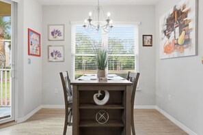 Dining - Ground Floor-Disney Area Villa - Pool & Water View (Kissimmee)