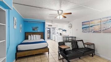 1 bedroom, WiFi, bed sheets