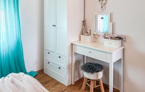 2 bedrooms, free WiFi - 2 bedroom amazing apartment in Vir (Vir)