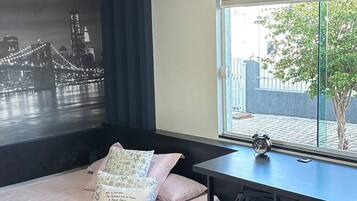 4 dormitorios, tabla de planchar con plancha, wifi gratis y ropa de cama