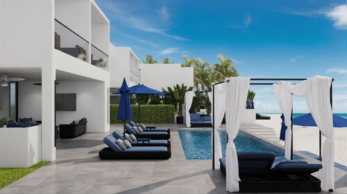 New BEACHFRONT Aqua Blu Villa-4 King Bdrm/6 Bath-Oceanfront bliss-up to 8 guests