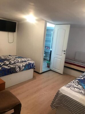 Room - Pensiunea Alexa (Bacău)