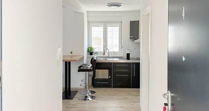Cozy apartment in Povljana with WiFi