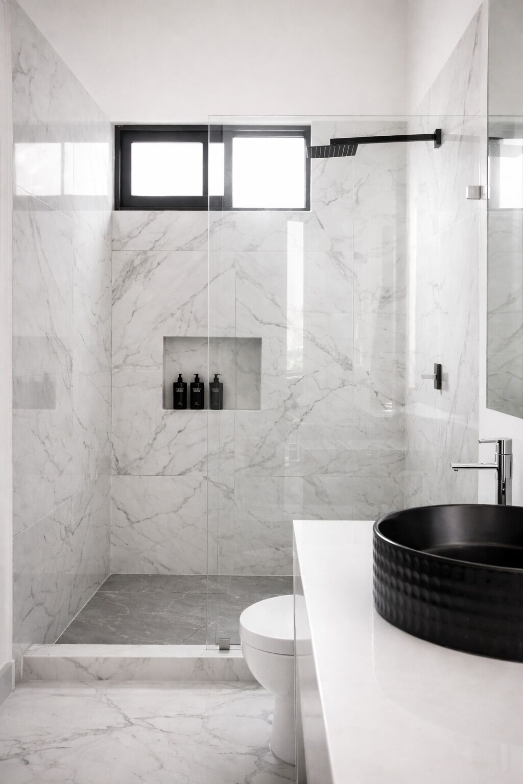 Luxury Apartment, Balcony, Garden View | Bathroom | Shower, hair dryer, towels, soap
