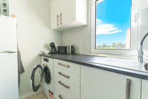 House - Bays Secrets Apartment by Atlantic Holiday (Machico)