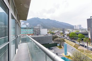 Balcony - Aqua (Monterrey)