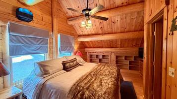 4 bedrooms, WiFi, bed sheets