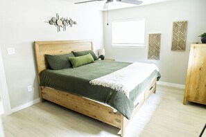 3 Schlafzimmer, Bügeleisen/Bügelbrett, WLAN, Bettwäsche