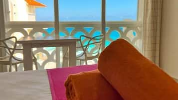 Apartemen Deluks, pemandangan laut | Interior