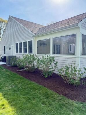 Exterior - New 3 bdrm/3b near Jackknife Beach/Wequassett/Gameroom (Chatham)