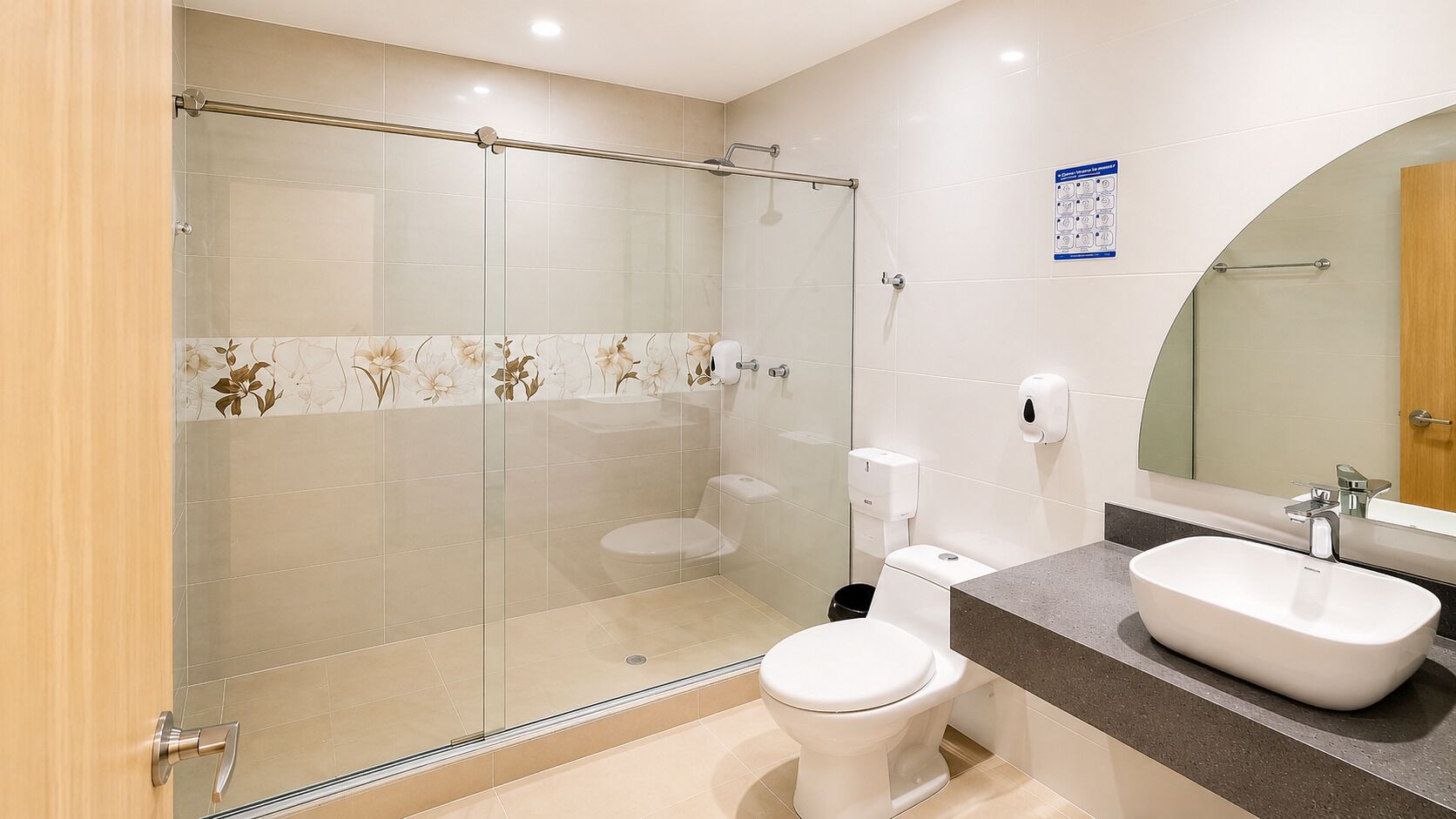 Kamar Double Standar | Kamar mandi