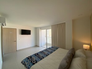 Deluxe dubbelrum - balkong - utsikt mot poolen