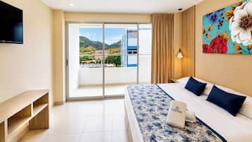 Deluxe Double Room | Bathroom