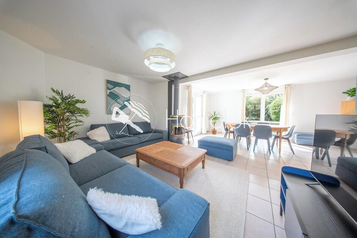TV, books
