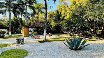 Bungalow, 2 habitaciones, patio, vista al jardín | Áreas de la propiedad