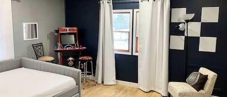 1 habitación, wifi y ropa de cama