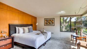 Comfort House, 3 Bedrooms, Patio, Garden View | Laptop workspace, iron/ironing board, free WiFi, bed sheets