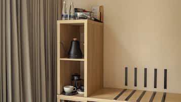 Habitación Deluxe con 1 cama doble o 2 individuales, no fumadores | Ropa de cama hipoalergénica, minibar, caja fuerte y cortinas opacas