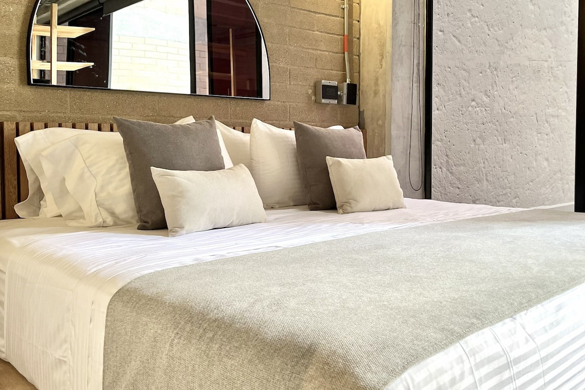 Deluxe Double or Twin Room, Non Smoking