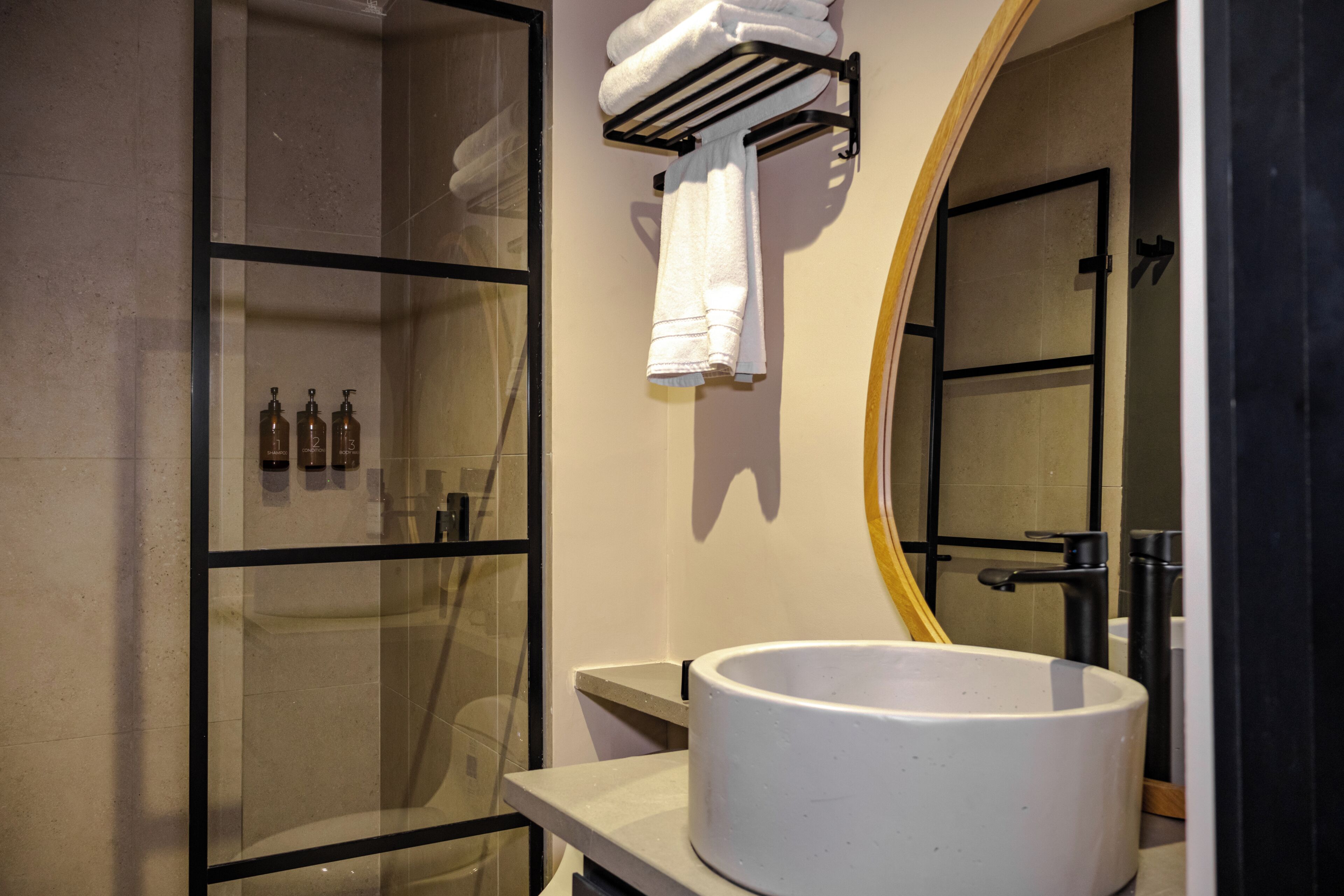 Standard-Doppelzimmer | Badezimmer