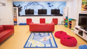 Living area - Luxury Four Seasons 2BR Villa – Sleeps 6–8 – Near Legoland (Carlsbad)