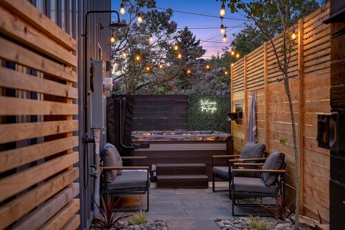 Casa Jaguar- 2 Bdrm Apt + Hot Tub/Sauna