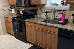 Private kitchen - FIFA 2026 Stay - 2 Miles from Stadium (Carlstadt)