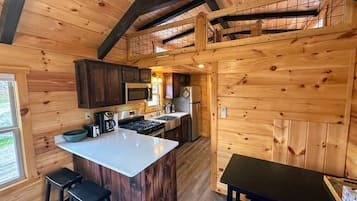 Townhome | Private kitchen