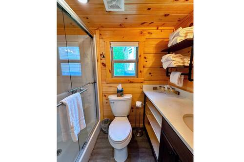 Apartment | Bathroom